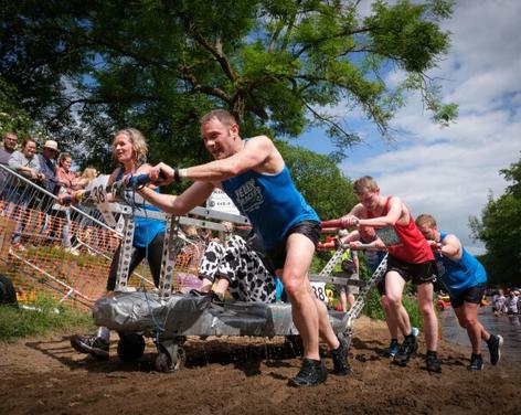 Great Knaresborough Bed Race