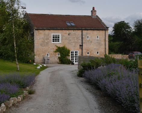 Crow House Barn