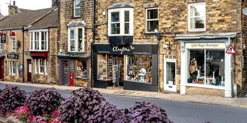 Shopping in pateley
